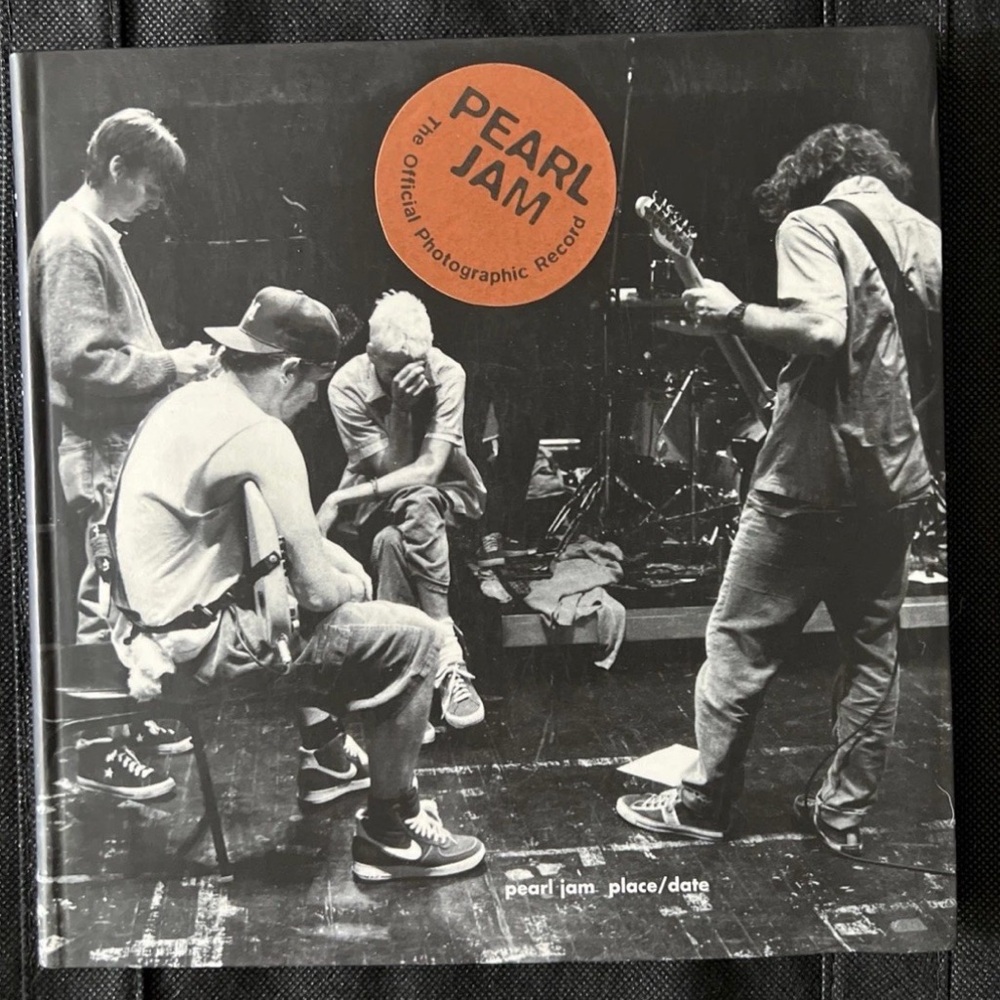 Pearl Jam Date/Place Record Book